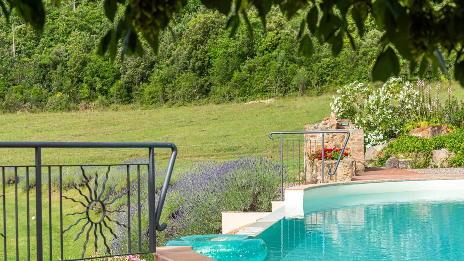 Holiday home Quaint House In Murlo With Shared Pool