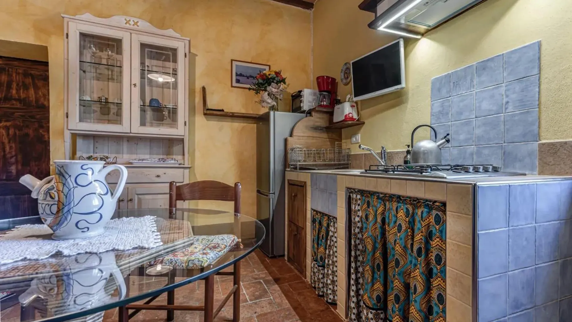 Quaint House In Murlo With Shared Pool Holiday home